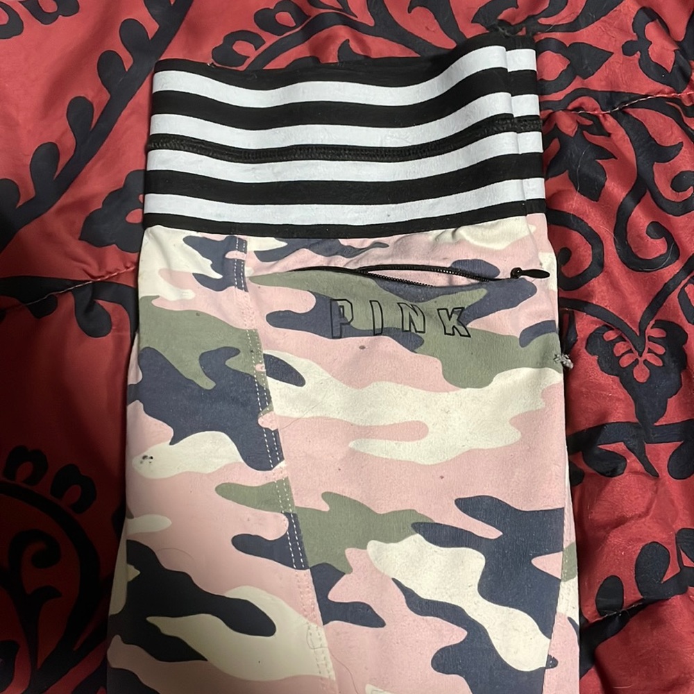 Size small camo pink leggings